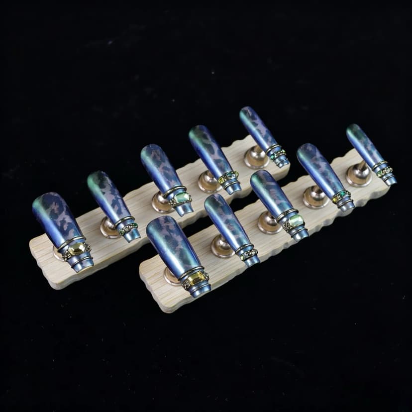 Luxury Holographic Leopard Print Press - on Nails press on nails