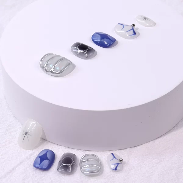 Symphony of Stars Press on Nails - Image 3